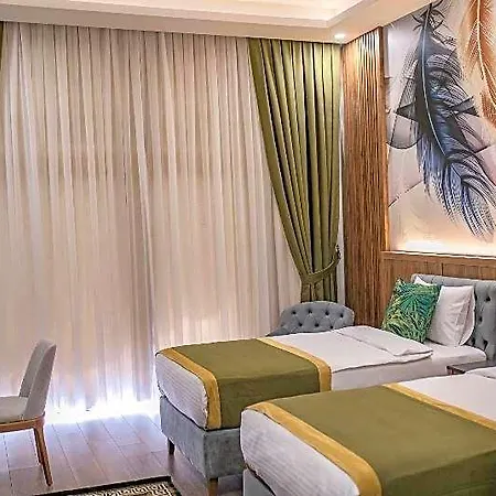 The Oasis & Hotel 4*